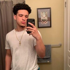 Meet your Posher, Gabriel